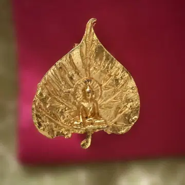 금도금 불상 디자인 브로치 Buddha