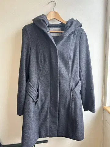 ZARA BASIC 후드 그레이 코트