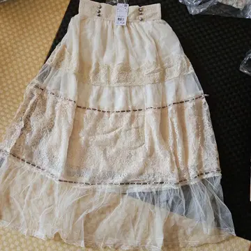 axes femme 플레어 스커트 M 크림