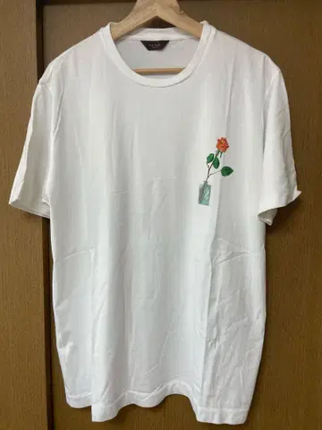 [새상품급] 폴스미스 컬렉션 꽃무늬 프린트 화이트 티셔츠