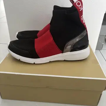 마이클코어스 스니커즈 US7.5