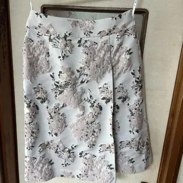 하나에모리 꽃무늬 A라인 스커트 화이트/핑크