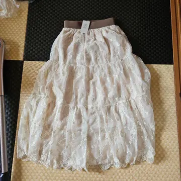 axes femme 자수 롱 스커트 M 사이즈 베이지