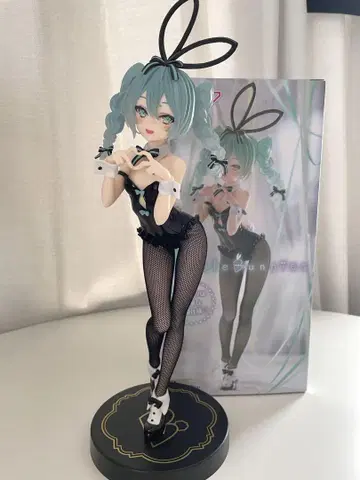 하츠네 미쿠 BiCute Bunnies Figure