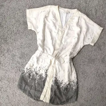 Banana Republic 꽃무늬 프린트 반팔 튜닉 실크 혼방