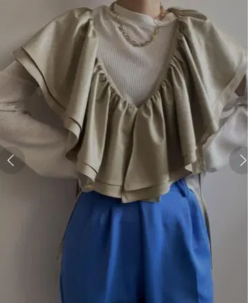 AMERI vintage UMBRELLA RAFFLE TOP