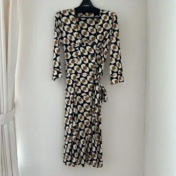 새상품급 DIANE von FURSTENBERG 카슈쿨 원피스 실크