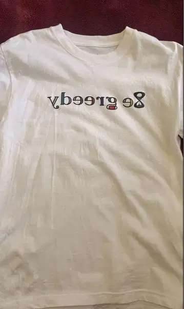 8e greedy 거울 티셔츠