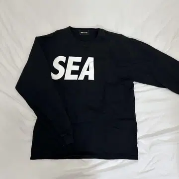 SEA WIND AND 블랙 긴팔 티셔츠