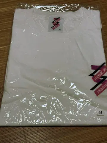 사쿠라자카46 티셔츠 3기생 라이브 M사이즈 미개봉