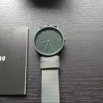 10:10 by nendo 손목시계