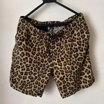 H&M 레오파드 하프 팬츠