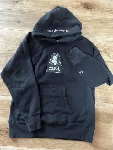 Champion xgirl 콜라보 후드티 블랙 M