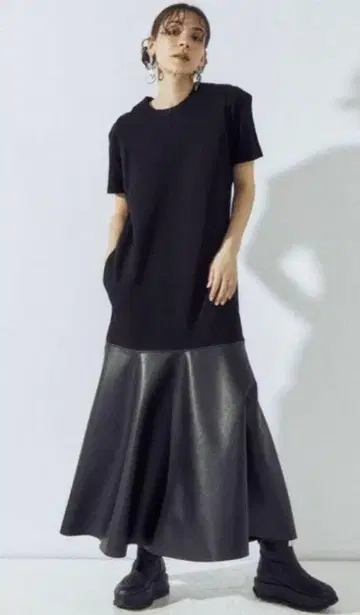 UN3D 언쓰리드 인조 가죽 원피스 블랙 36