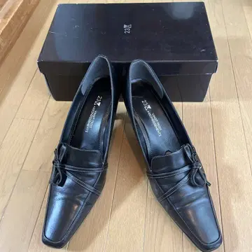 23구 블랙 펌프스 24.0cm
