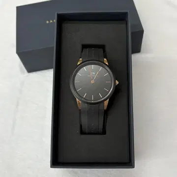 Daniel Wellington 손목시계 블랙 x 로즈 골드 40mm