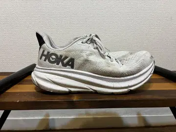 HOKA Clifton 9 화이트 러닝화 클리프톤