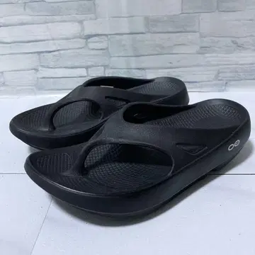 새상품급 OOFOS 우포스 리커버리 샌들 블랙 22.5-23 상당
