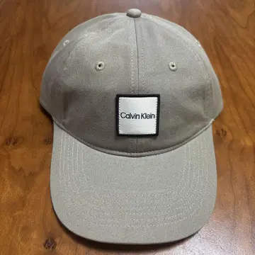 Calvin Klein 베이지 캡