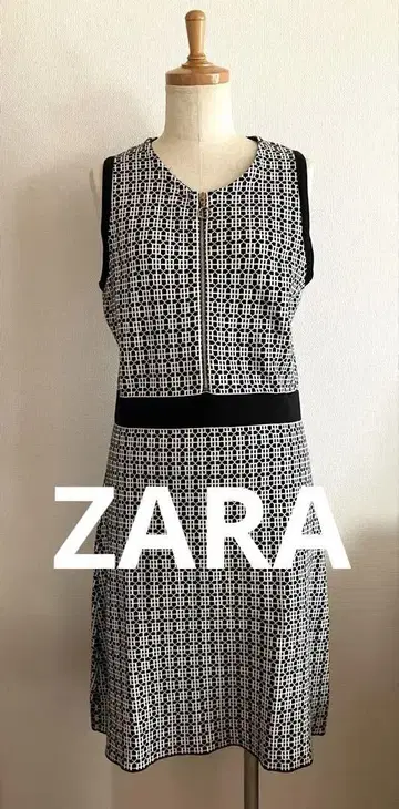 미품 ZARA 프론트 ZIP 니트 원피스