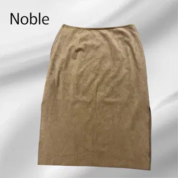 미사용 Noble 베이지 스웨이드풍 타이트 스커트 36