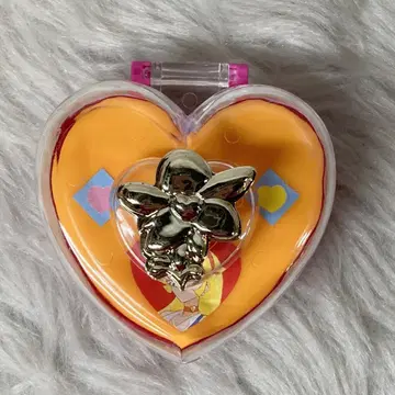 반다이 큐티하니 플래시 2. 허니링 컴팩트