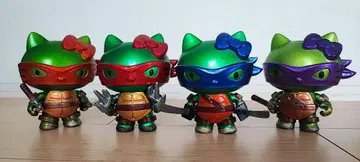 정품 TURTLES x HELLO KITTY 콜라보 피규어 4체 세트