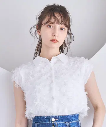 카라 프린지 튤 블라우스