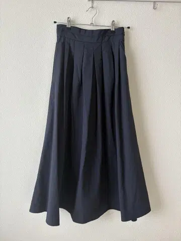 네이비 플레어 스커트 롱 기장