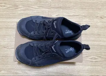 대너 레인 신발 블랙 스니커즈