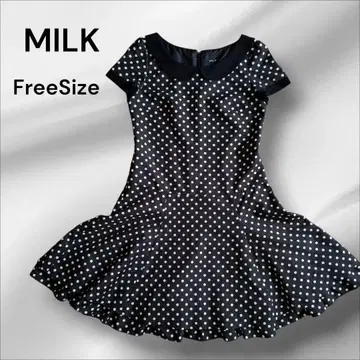MILK 블랙 도트 무늬 반팔 미니 원피스 둥근 카라