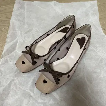 하트 무늬 플랫슈즈