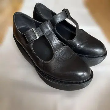 레어 Dr. Martens 메리 제인 신발 블랙 KARINA