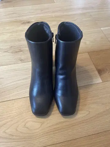 블랙 숏부츠