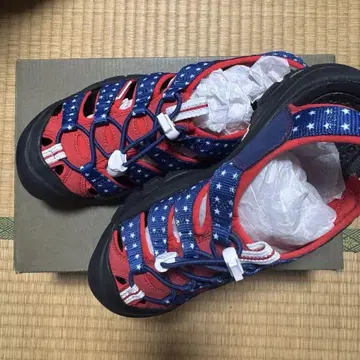 KEEN 킨 뉴포트H2 Newport H2 STARS 26cm