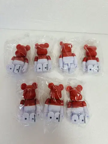 BE@RBRICK SERIES 50 플래그 7체 세트