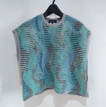 EMPORIO ARMANI 엠포리오 아르마니 니트 상의