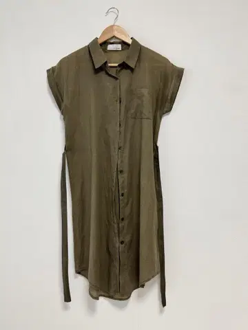 올리브색 슬리브리스 셔츠 원피스