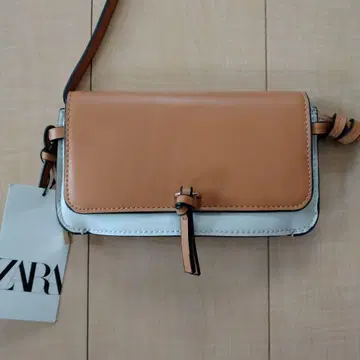 ZARA [택 포함 미사용 새상품] 미니 크로스 바디 백