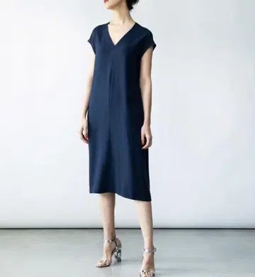 saqui 백 개더 원피스 size38 네이비