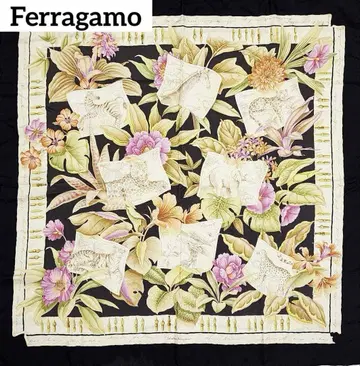 Ferragamo 스카프 대형 동물 그림 꽃 만년필 실크 블랙