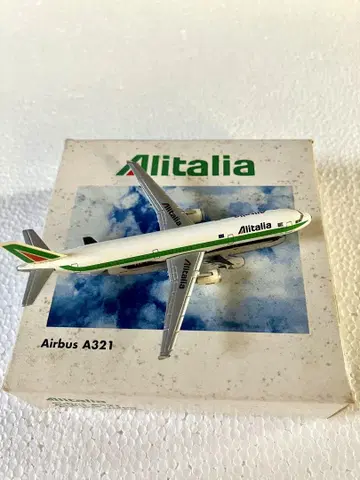 Alitalia Airbus A321 herpa 1/500