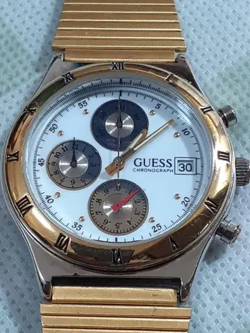 GUESS 크로노그래프 손목시계 화이트/골드