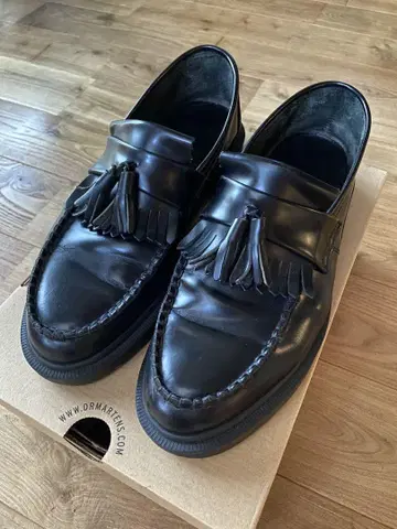 Dr. Martens ADRIAN 블랙 로퍼 US10