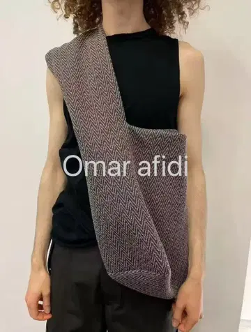 OMAR AFRIDI 2025 SS 숄더백