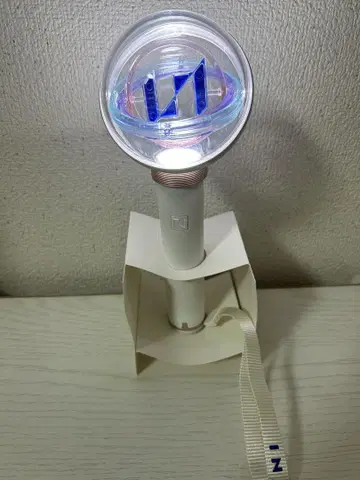 INI 응원봉