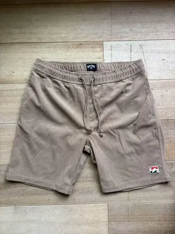 BILLABONG 새상품 숏팬츠 남성용 M