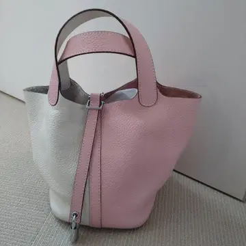 새상품 핑크 화이트 가죽 핸드백