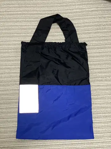 아쉬 컨셉 숄더색