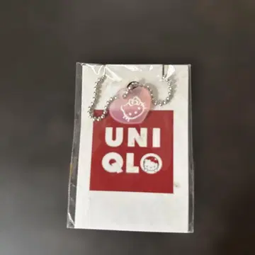 UNIQLO 헬로키티 아크릴 키링